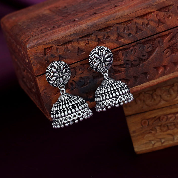 Shaitya Silver Jhumka