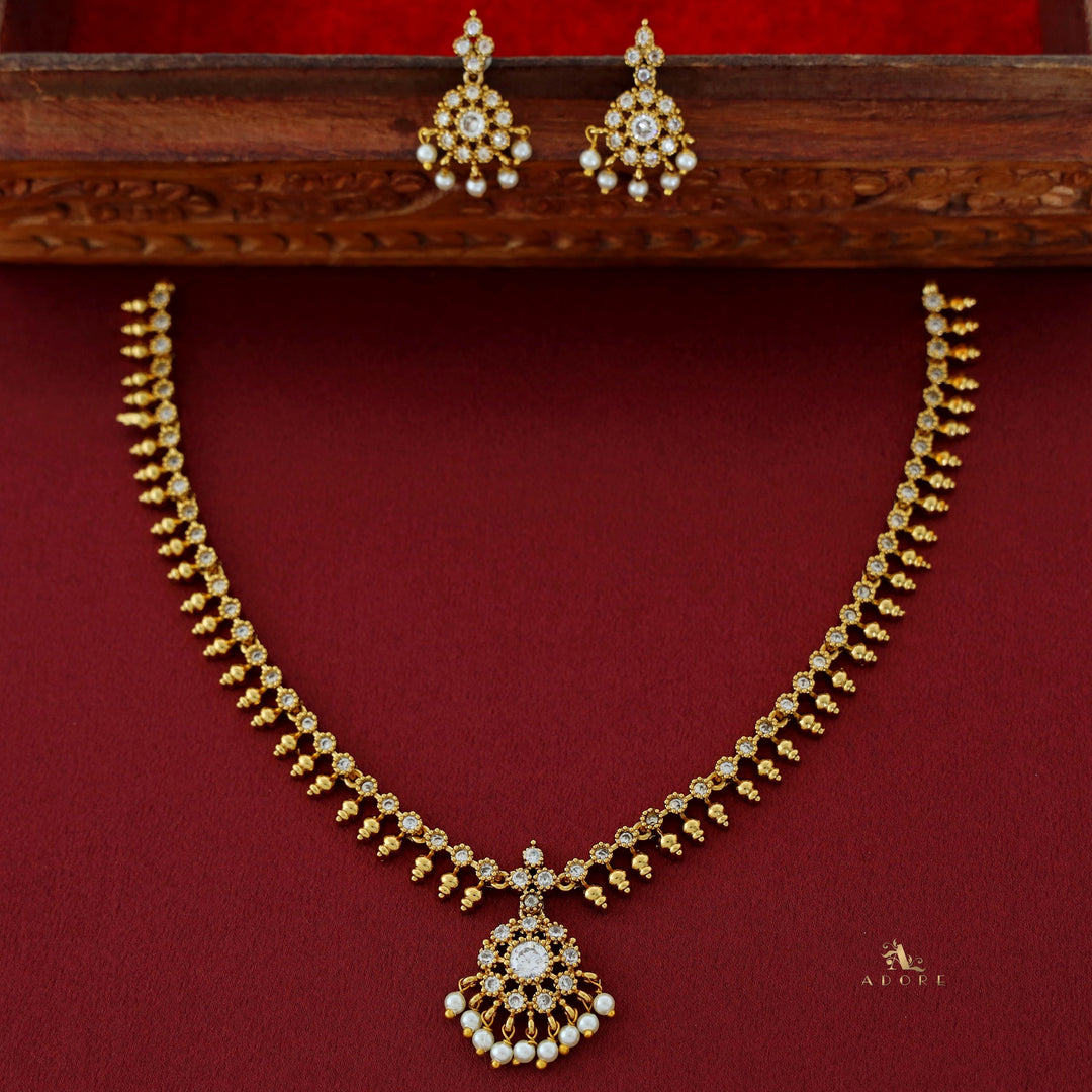 Chaitra Short Flowery Pearl Neckpice With Earring