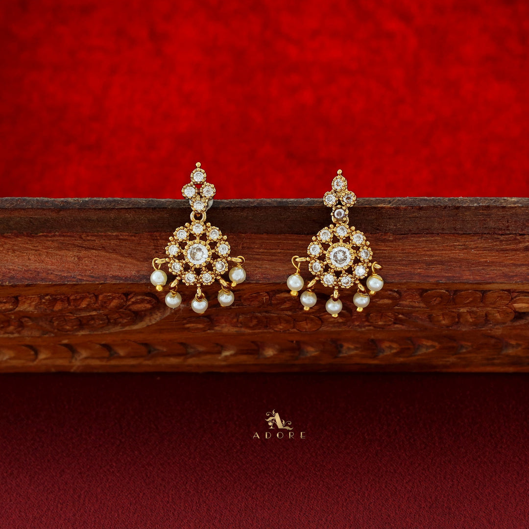 Chaitra Short Flowery Pearl Neckpice With Earring