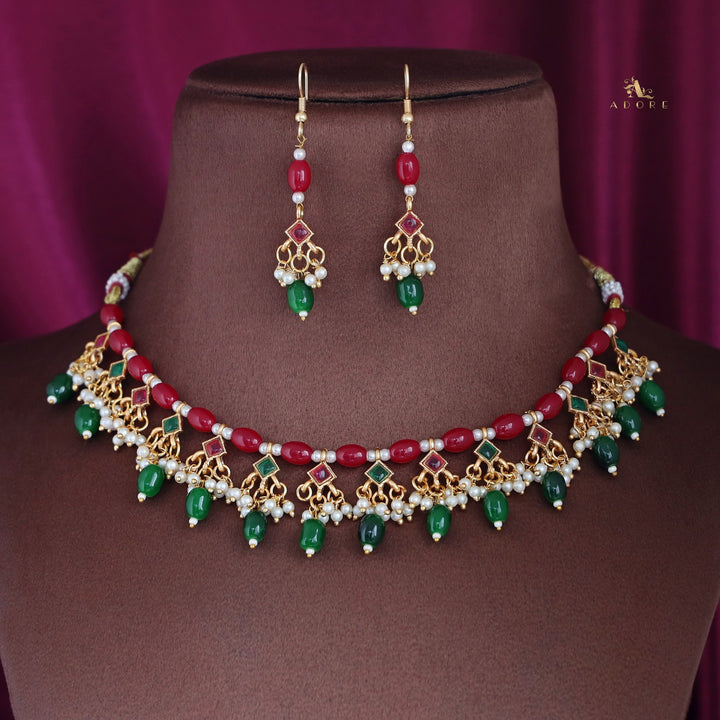 Aashvi Pearl Neckpiece With Drop Earring