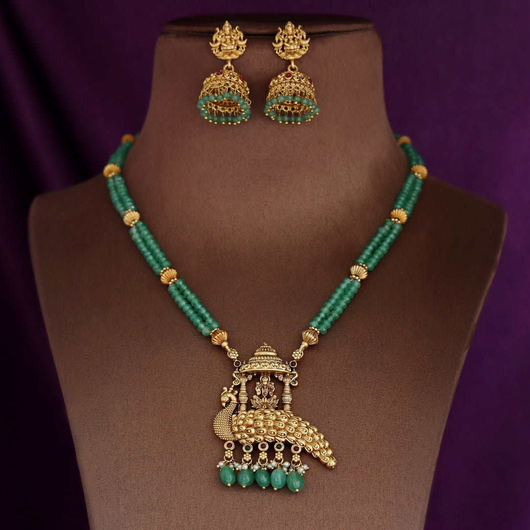 Dipannita Mayura Devi Pendant Neckpiece With Earring