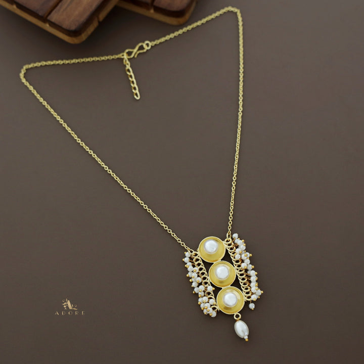 Vidhya Golden Tri Circle Pearl Neckpiece