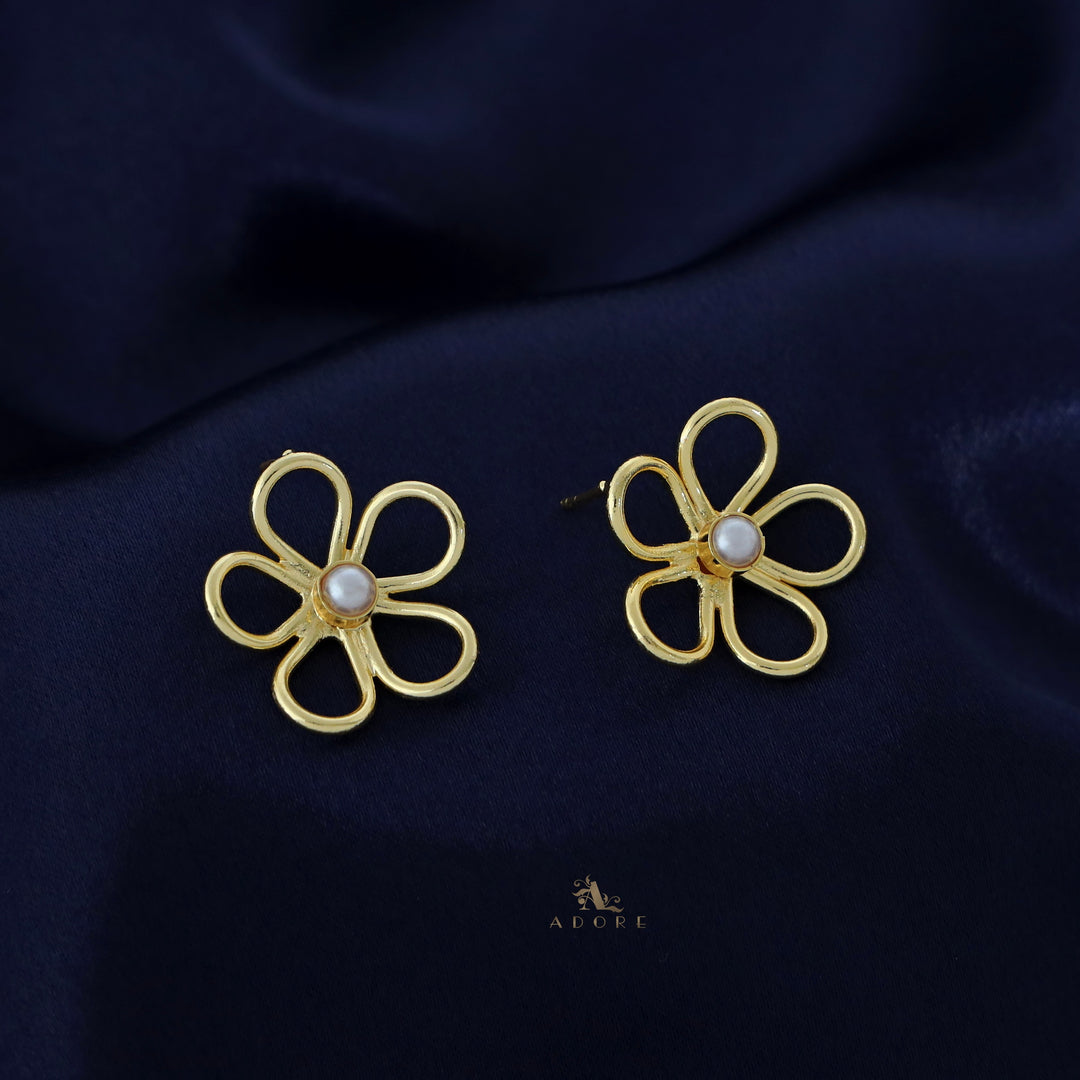 Enora Pearl Floral Earring