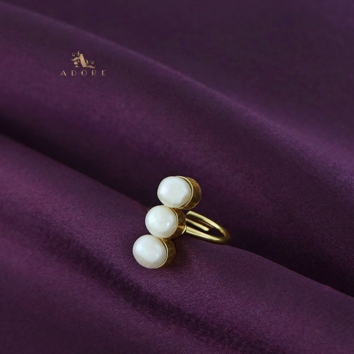 Vachya Tri Pearl Ring