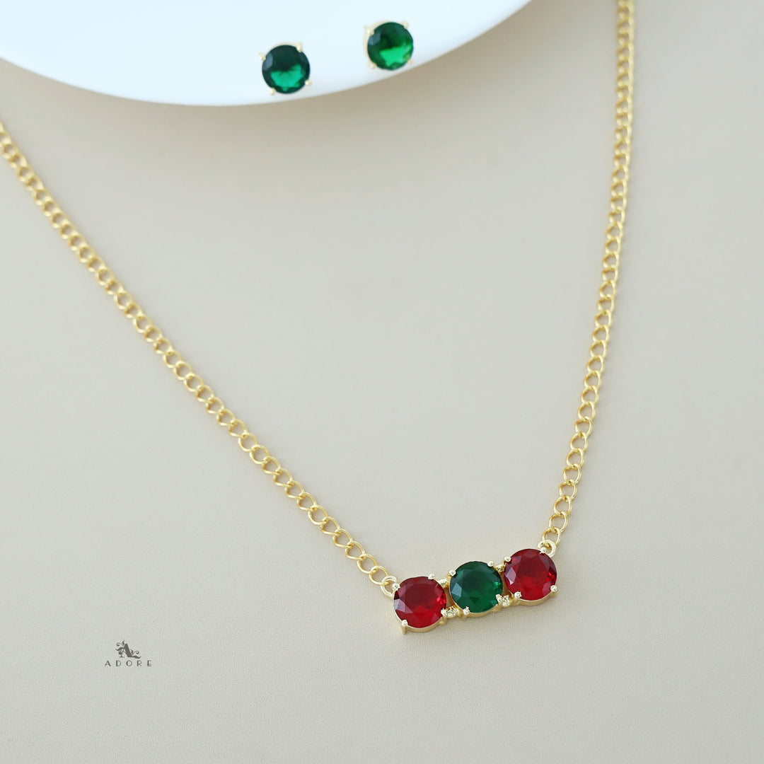 Tri Glossy Claw Stone Neckpiece with Studs