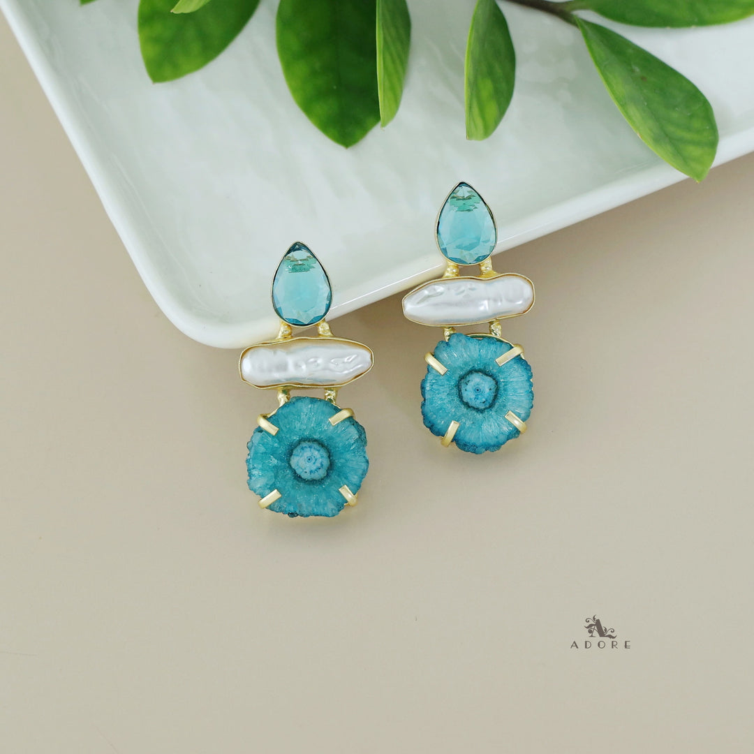 Tena Glossy Stone Baroque Agate Earring