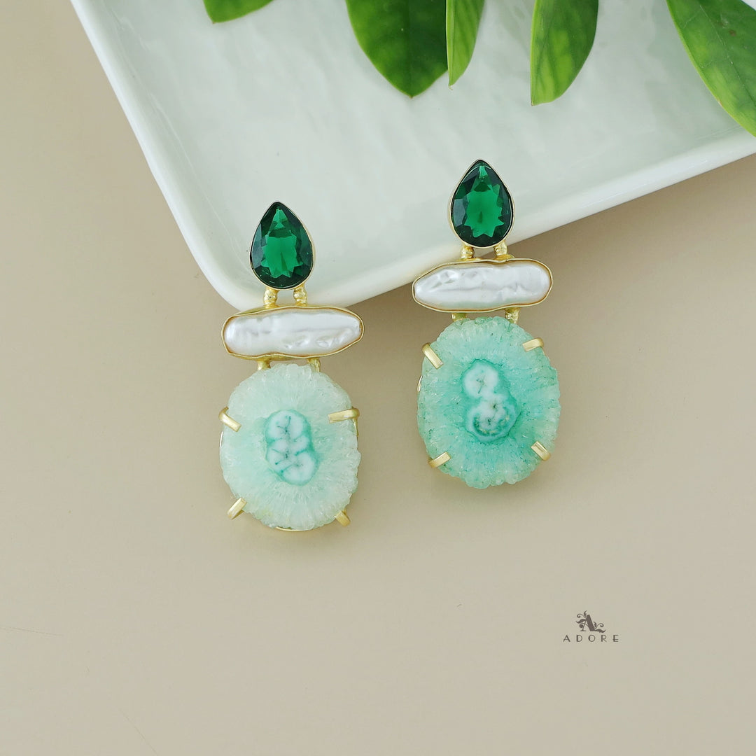 Tena Glossy Stone Baroque Agate Earring