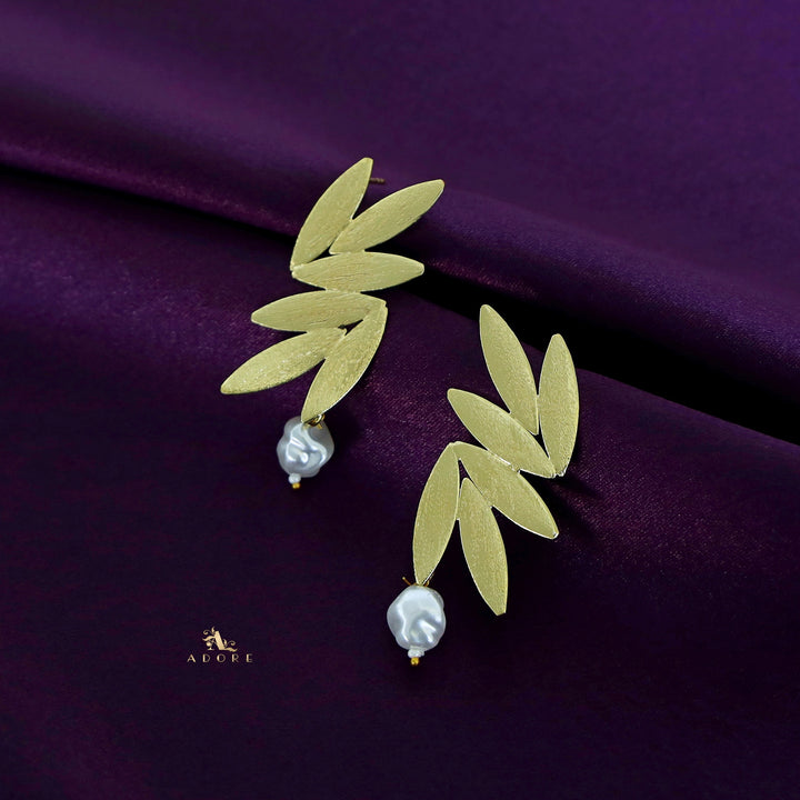 Leena Golden Leafy Baroque Earring