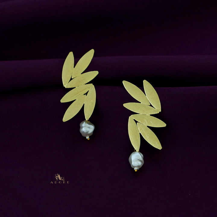 Leena Golden Leafy Baroque Earring