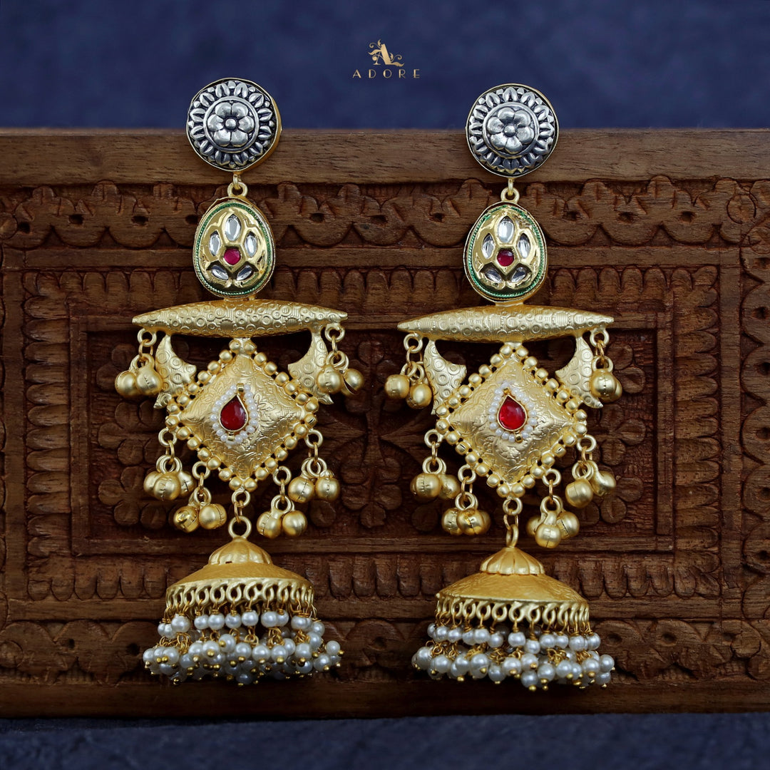 Amrita Golden Textured Diamond Ghungroo Earring