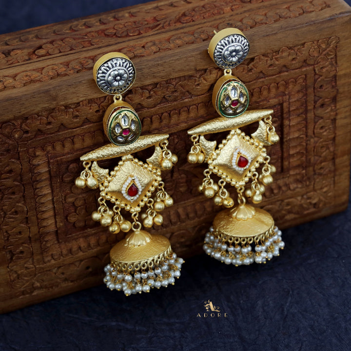 Amrita Golden Textured Diamond Ghungroo Earring