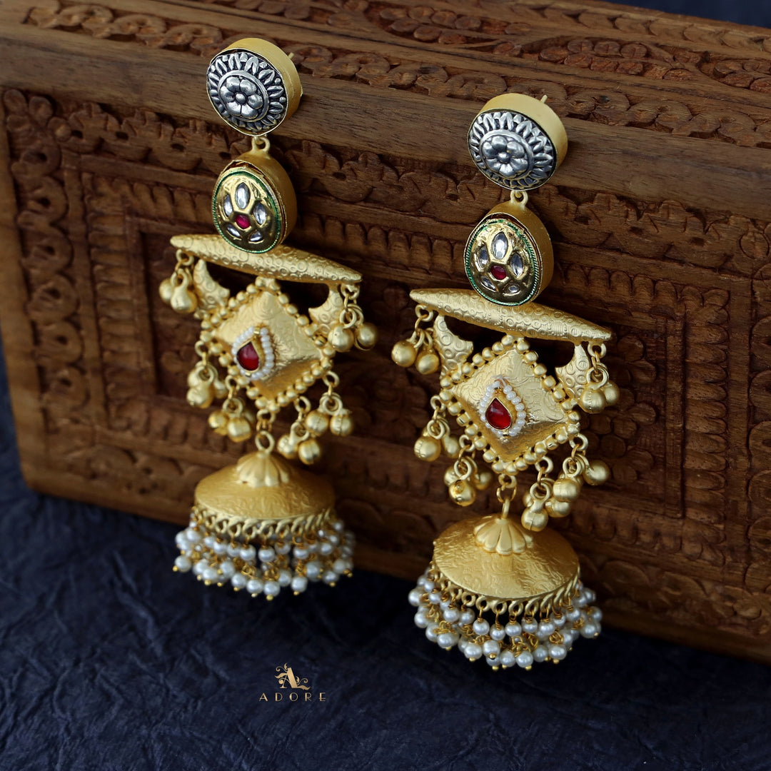 Amrita Golden Textured Diamond Ghungroo Earring