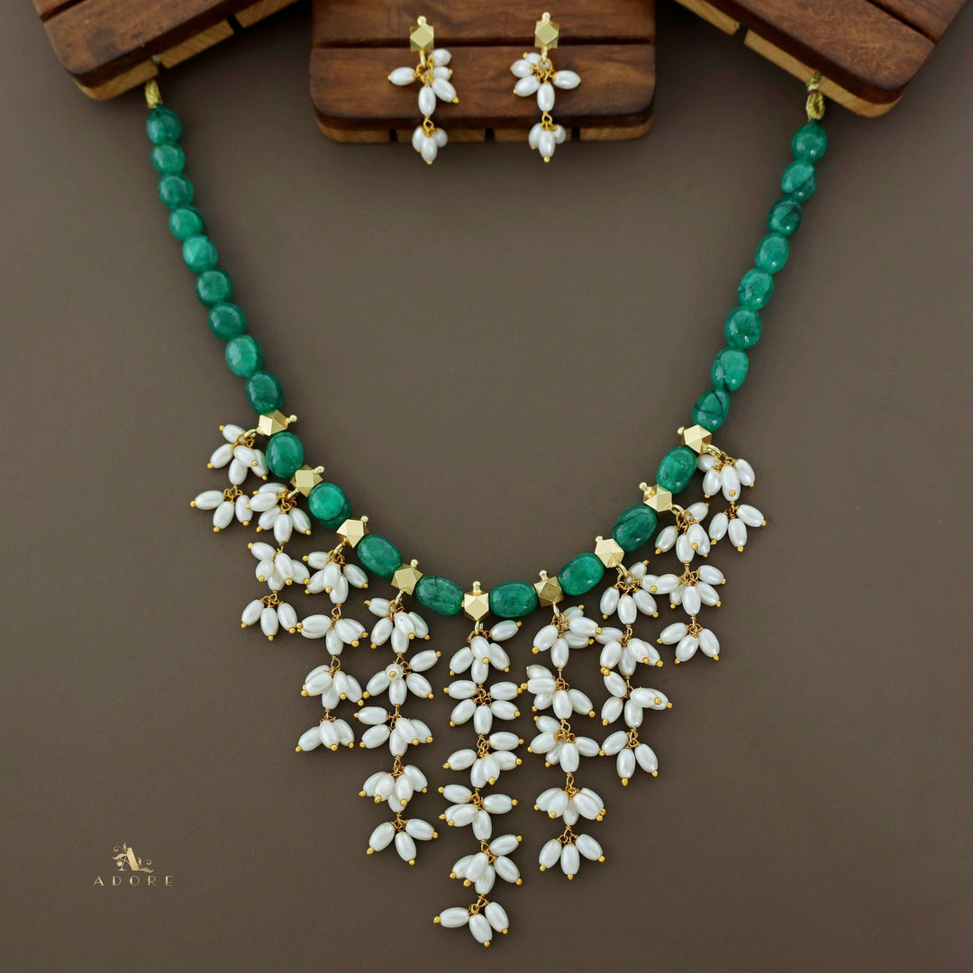 Tania Hanging Pearl Neckpiece With Earring