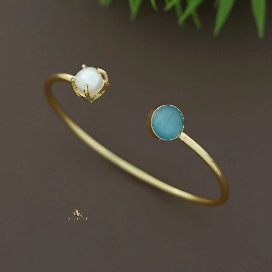 Bisiya Golden Glossy Pearl Bangle