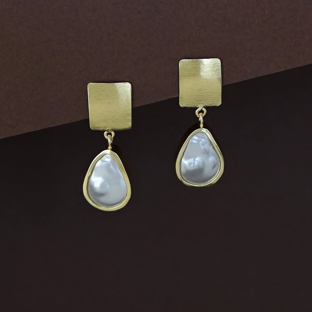 Navya Golden Square Baroque Earring