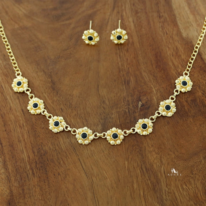 Akshya Golden Flower Glossy Neckpiece With Stud