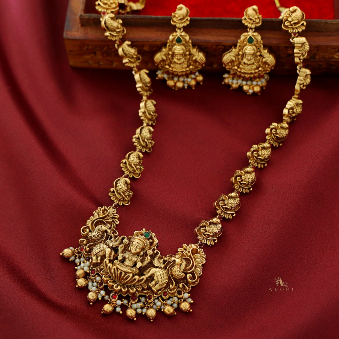 Naivedhi Mayoori Long Haram With Earring