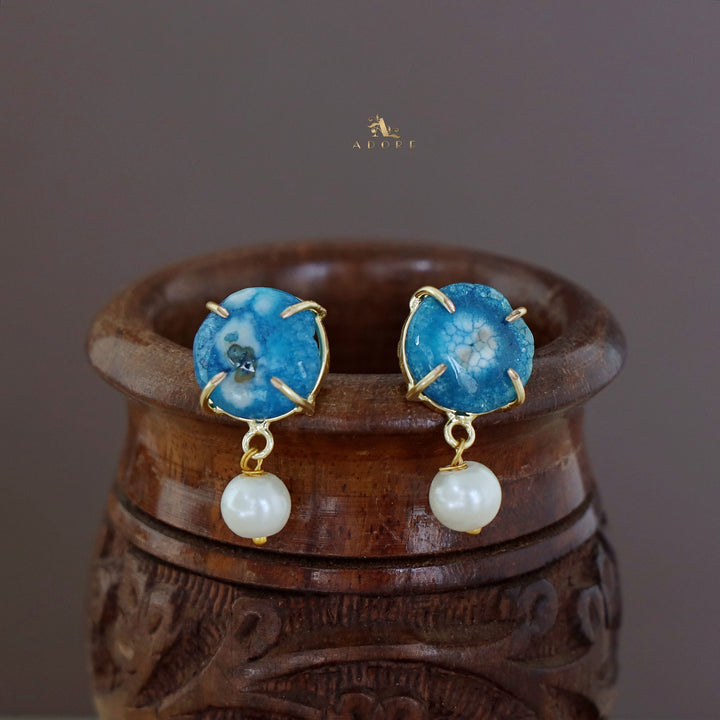 Dyed Solar Agate Claw Pearl Studs