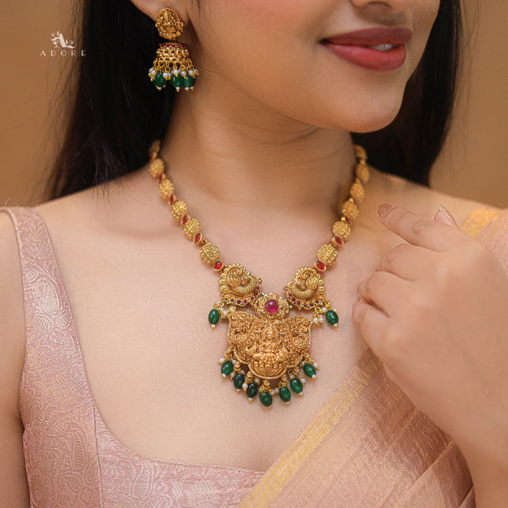 Arshini Lakshmidevi Short Neckpiece With Earring