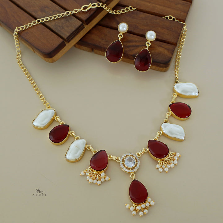 Jagrati Golden Pearl Baroque Drop Neckpiece With Earring