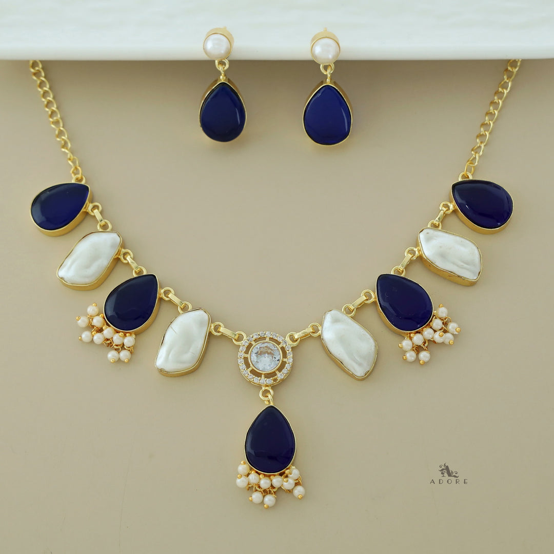 Jagrati Golden Pearl Baroque Drop Neckpiece With Earring