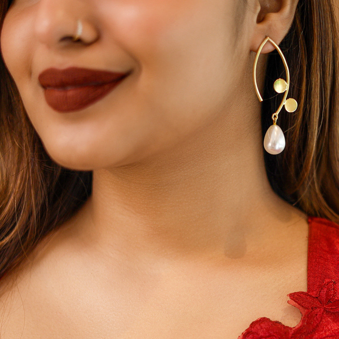 Nawal Pearl Mirsha Earring