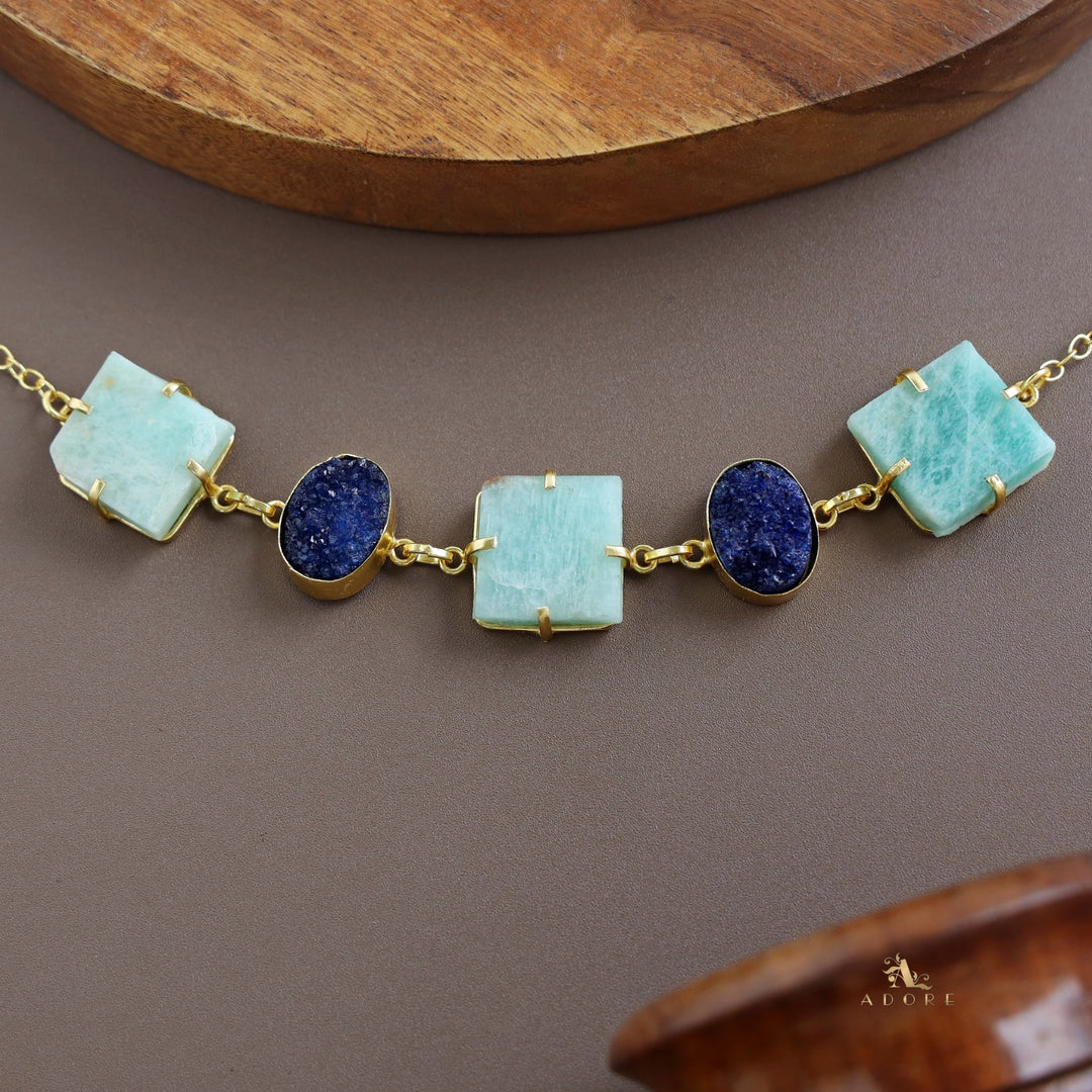 Druzy Oval Square Claw Raw stone Choker