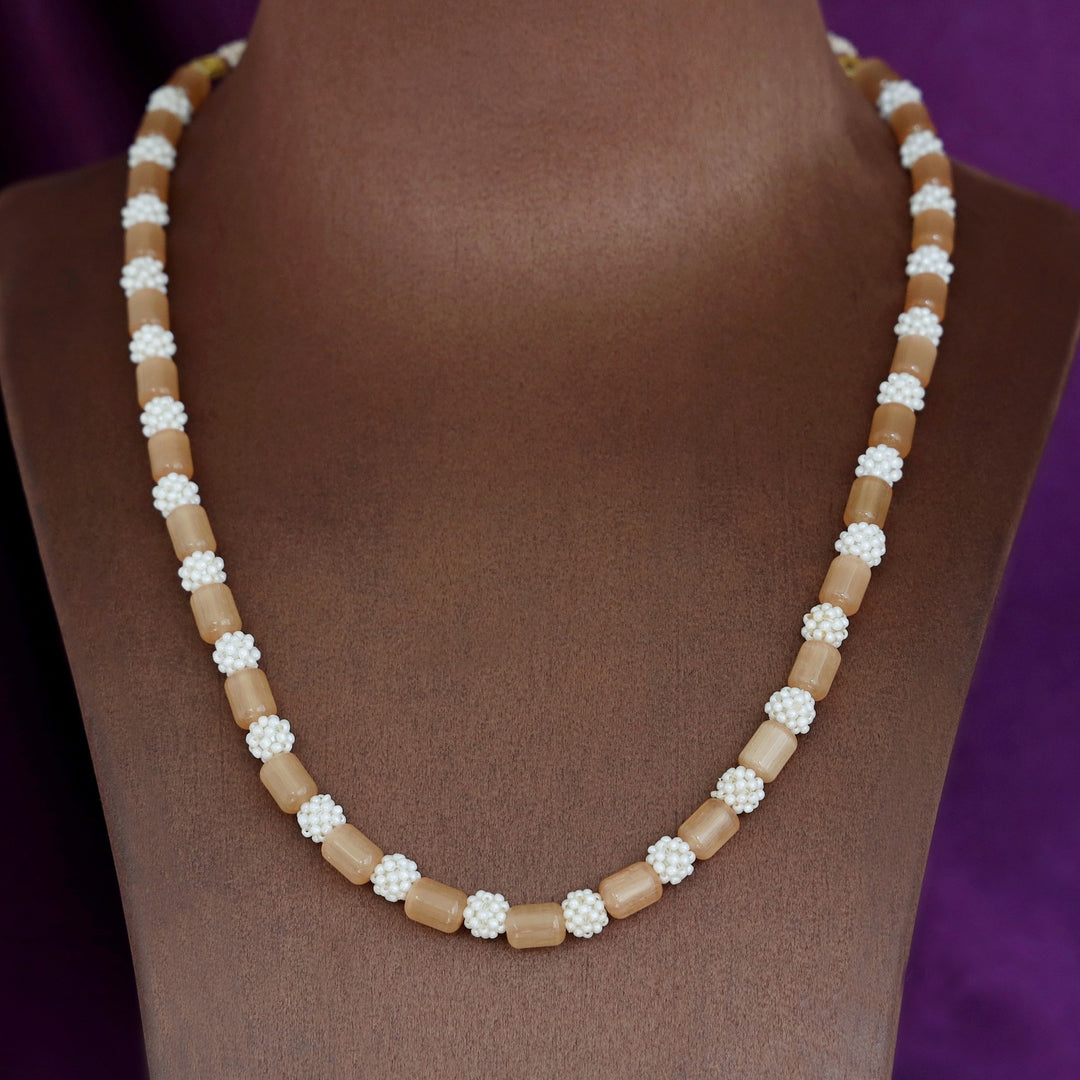 Salomi Cylindrical Glossy Cluster Pearl Neckpiece