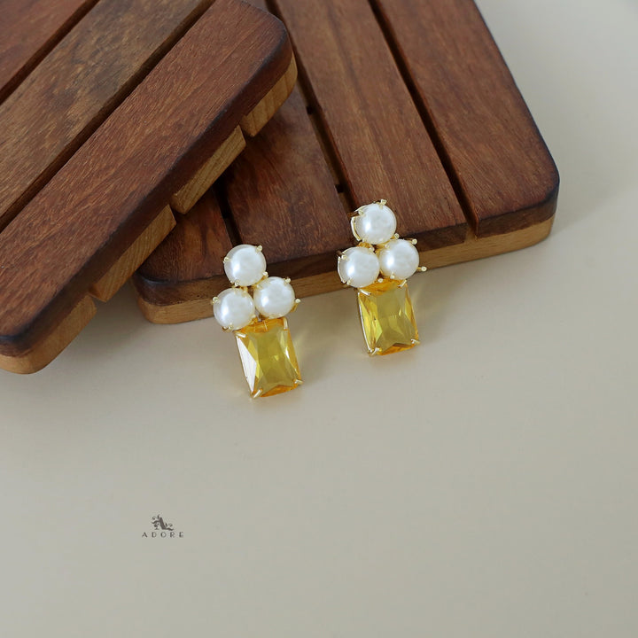 Frimy Rectangle Glossy Tri Pearl Earring