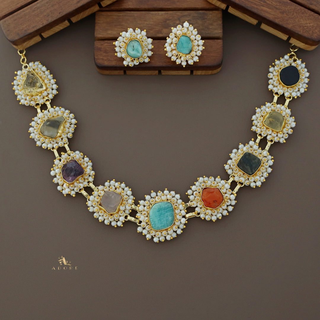 Multicolour Raw Stone Cluster Pearl Short Neckpiece / Choker With Earring