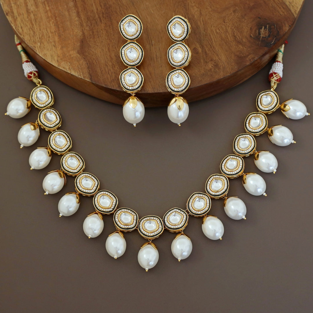 Premium Pearl Bishakha Kundan Neckpiece with Earring