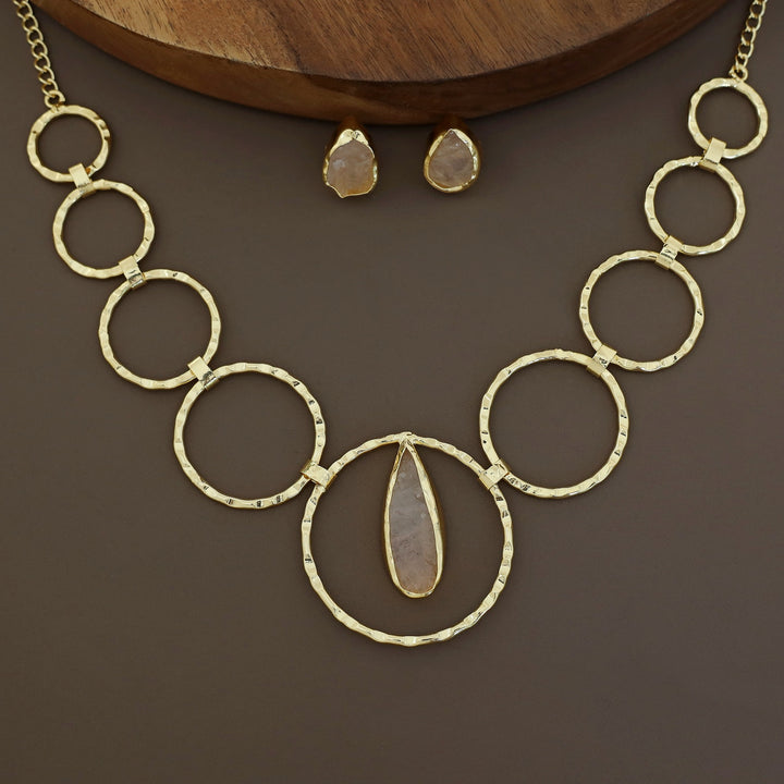 Kelsye Golden Circle Raw Stone Neckpiece With Stud