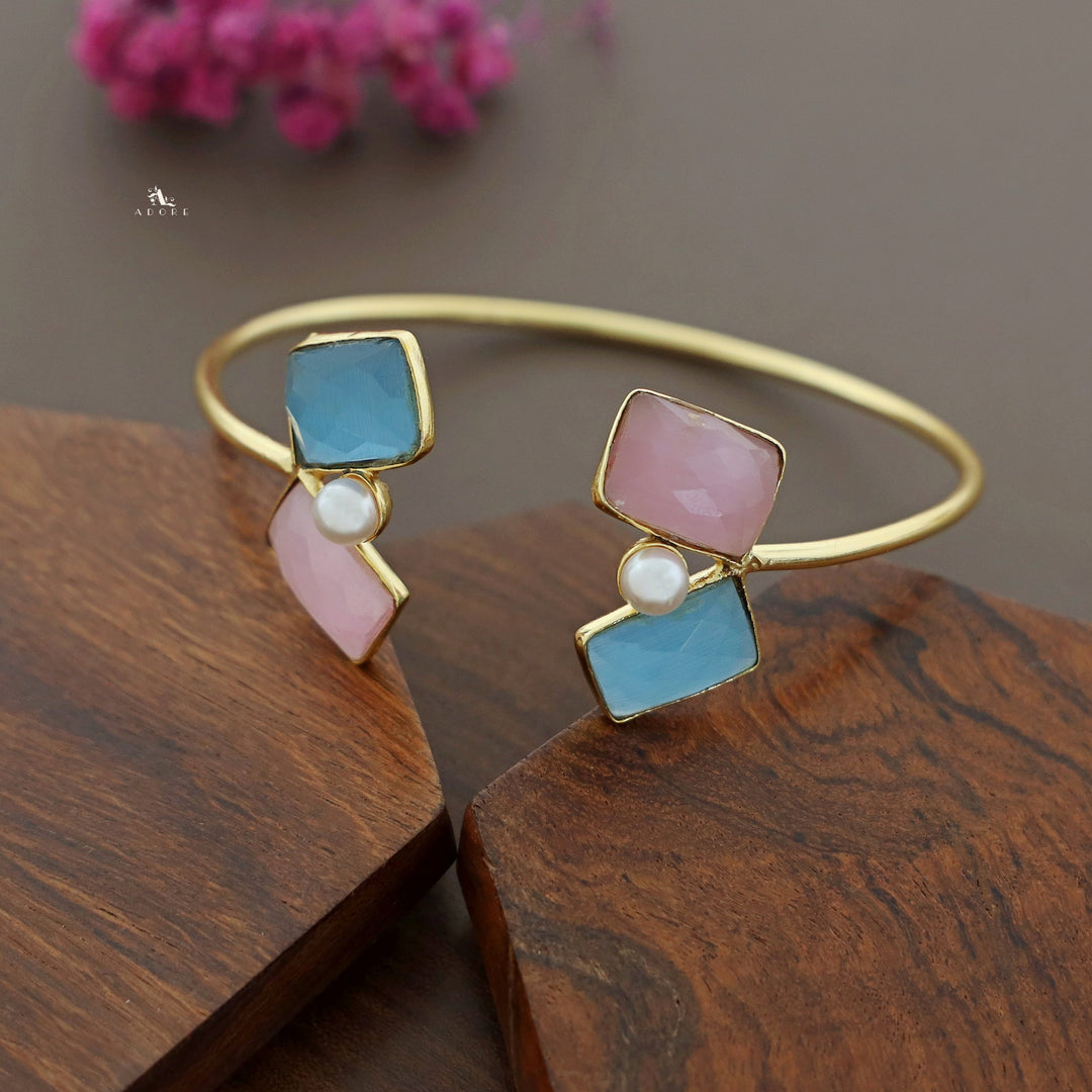 Tetra Rectangle Glossy + Pearl Bangle