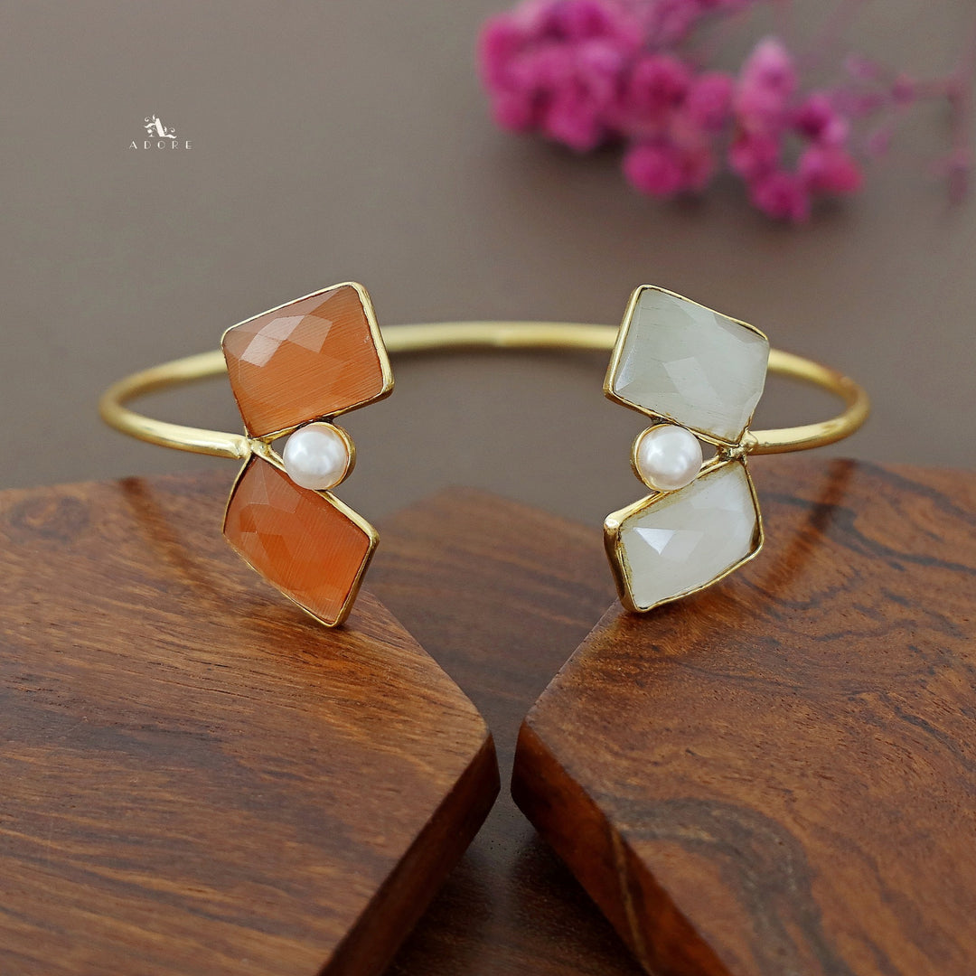 Tetra Rectangle Glossy + Pearl Bangle