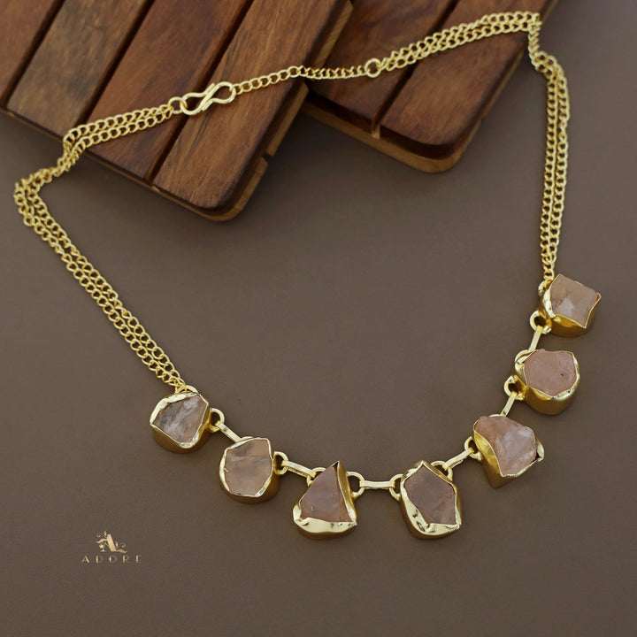 Tiyara Raw Stone Short Neckpiece