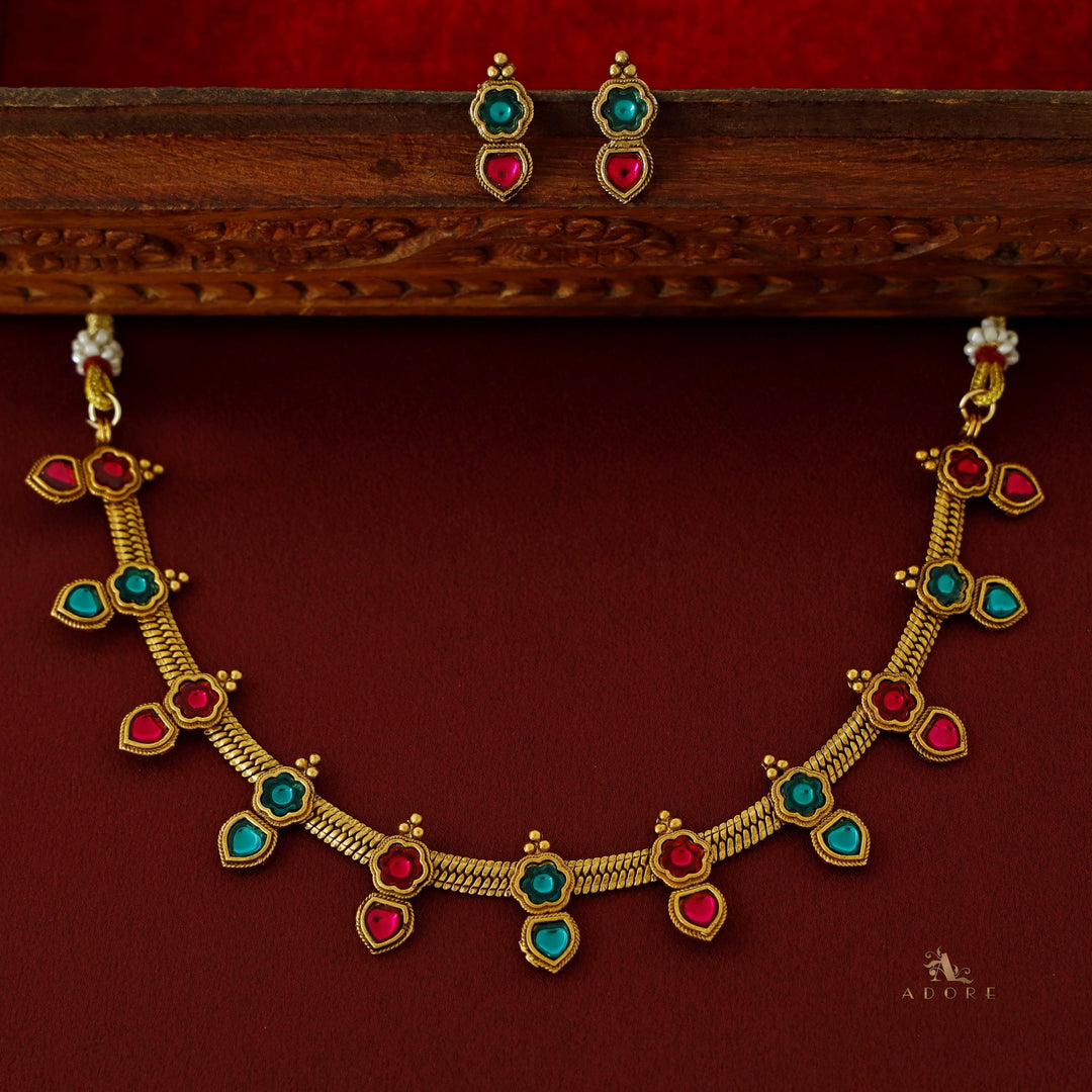 Samrita Yugma Neckpiece with Earring