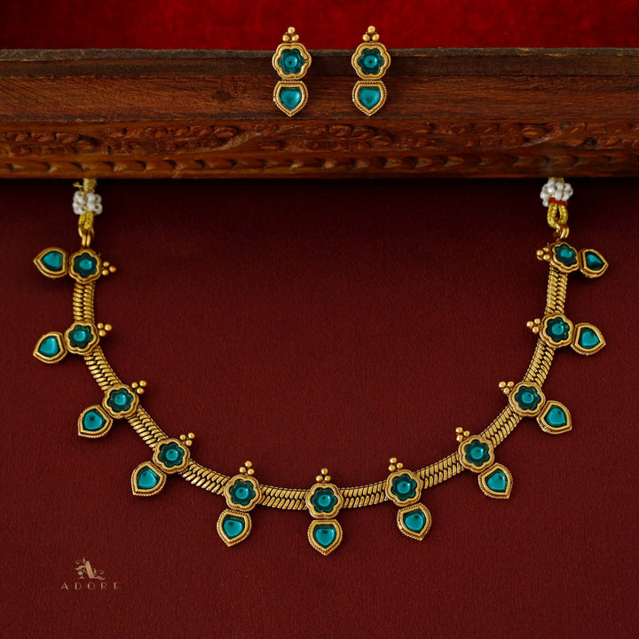 Samrita Yugma Neckpiece with Earring