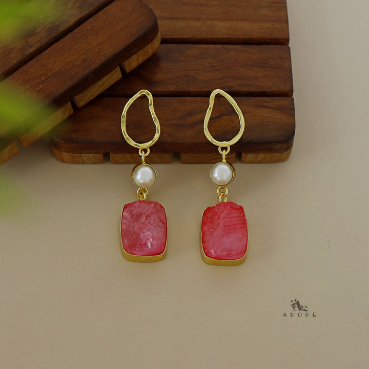 Golden Hammered Pearl Dyed Stone Earring