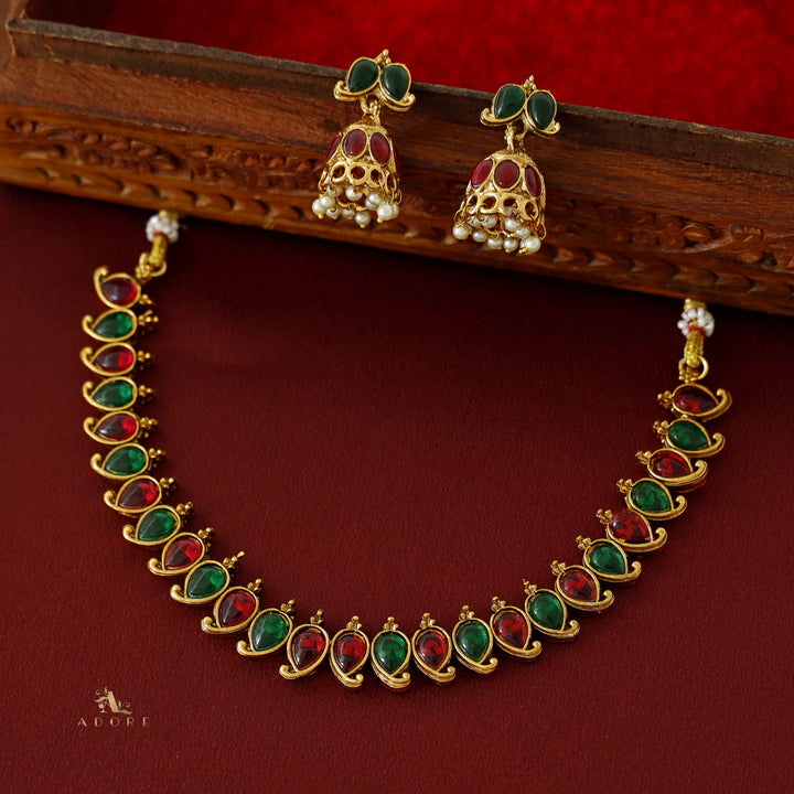 Yashwasi Neckpiece With Earring