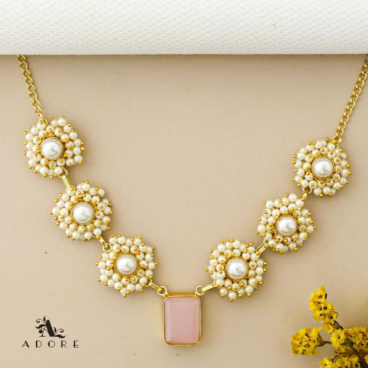 Adelita Glossy Rectangle Cluster Pearl Short Neckpiece / Choker