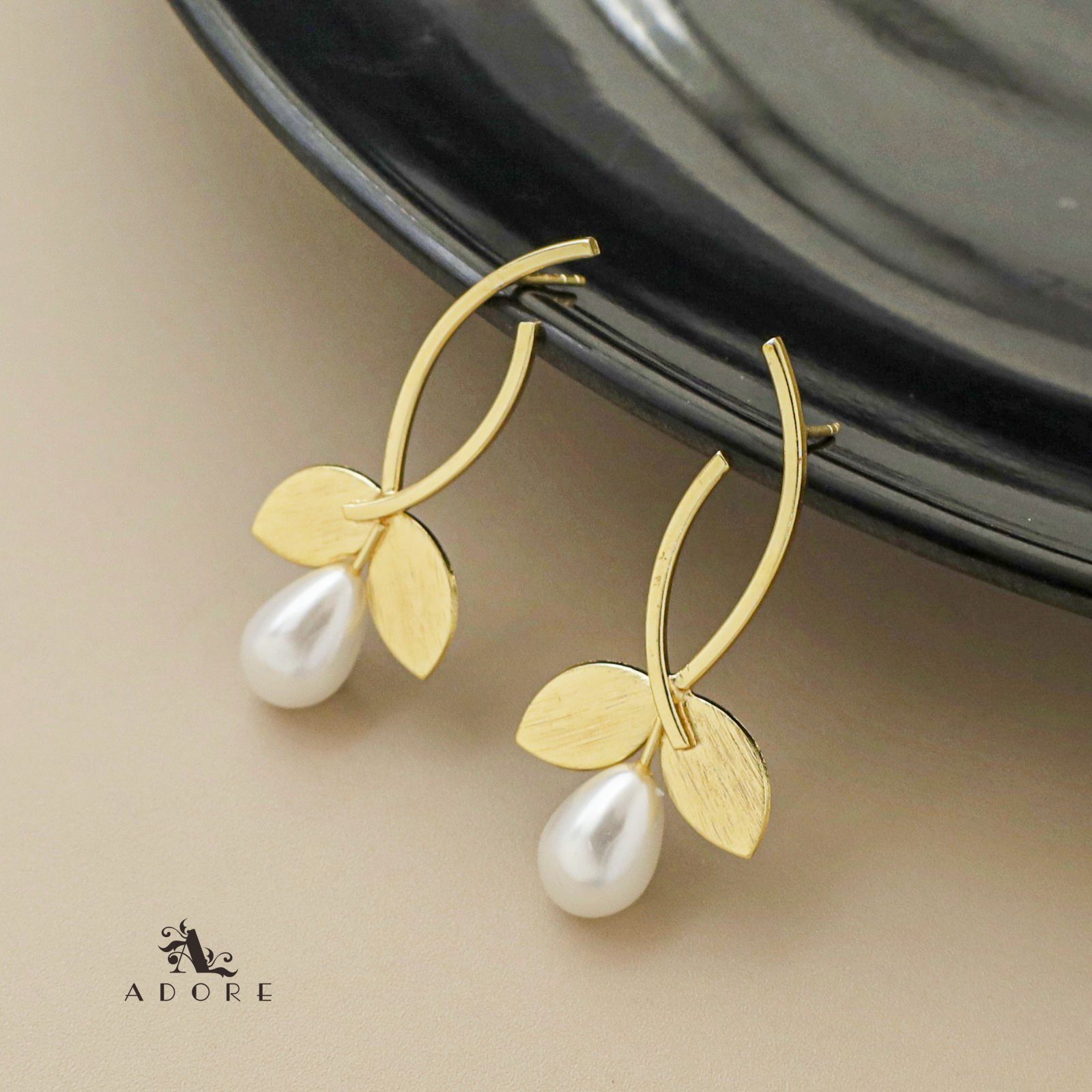 Buy I Jewels White Pearl Earrings For Women Online at Best Prices in India  - JioMart.