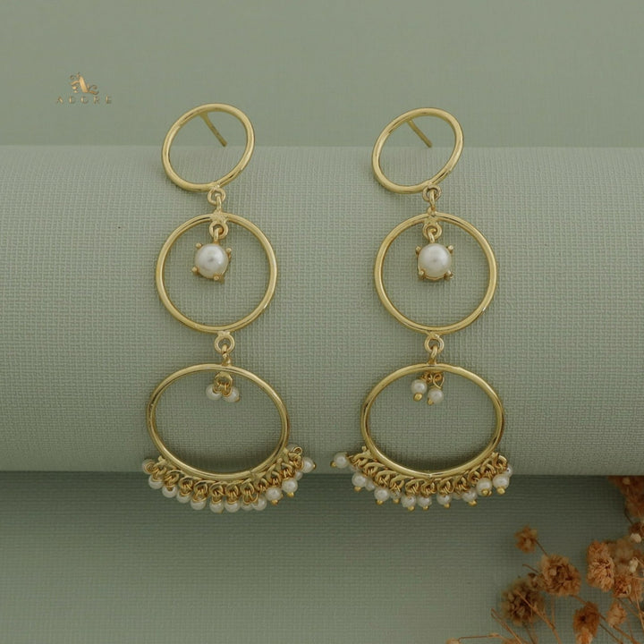 kemia 3 Circle Glossy Pearl Earring