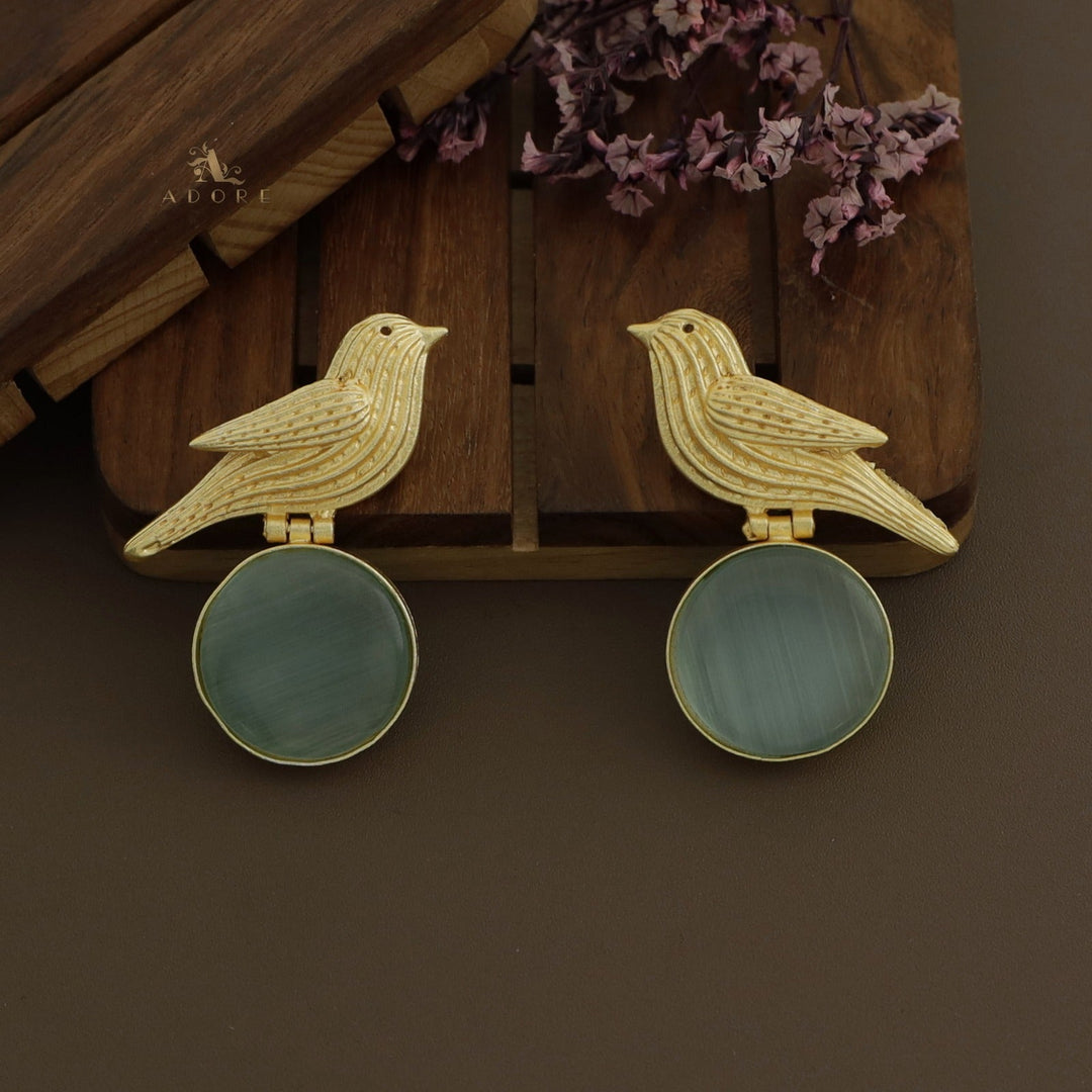 Pigeon Round Stone Earring