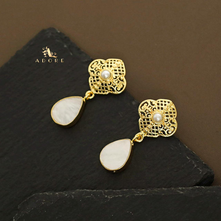 Golden Ryna Glossy Drop Earring