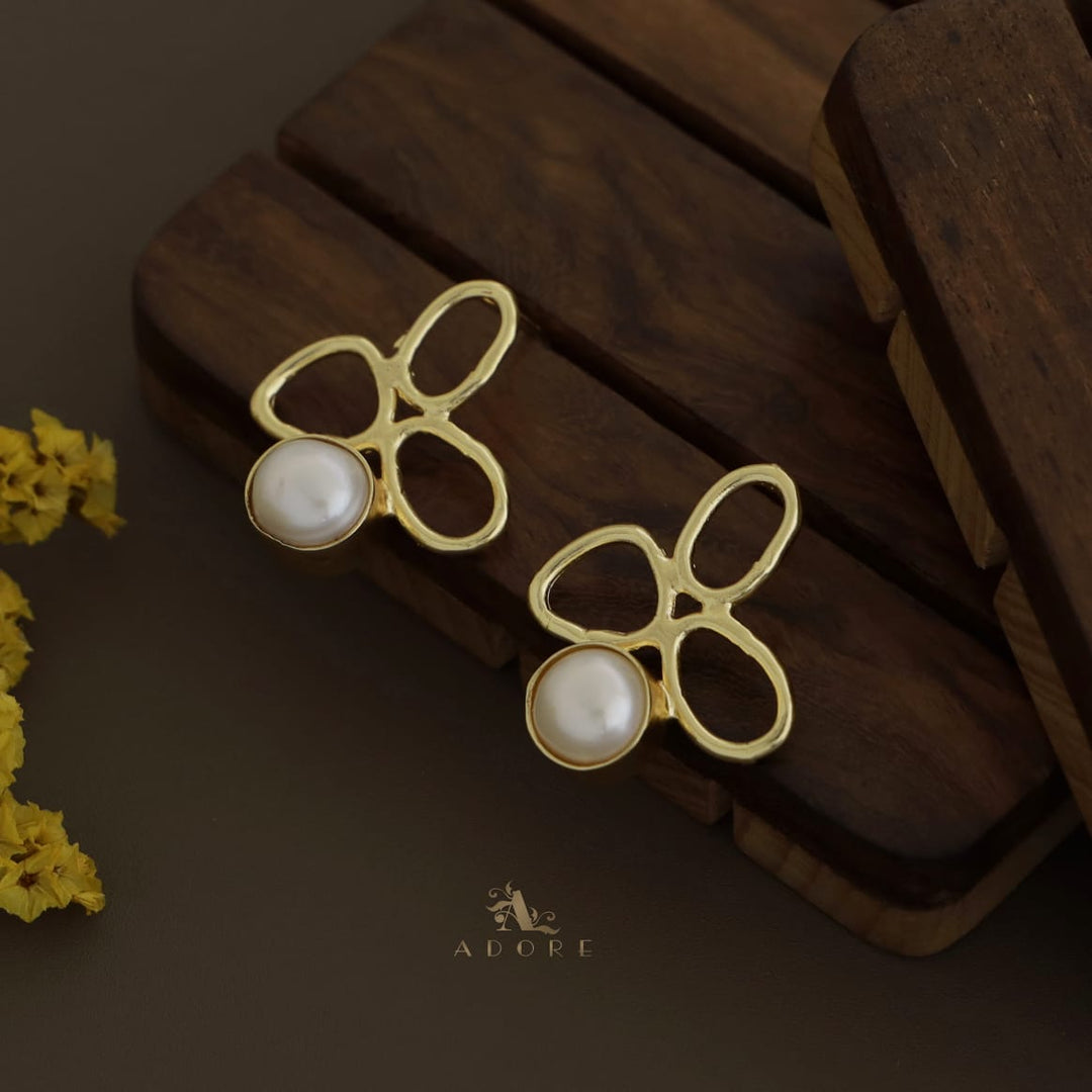 Tri Golden Sabera Pearl Earring