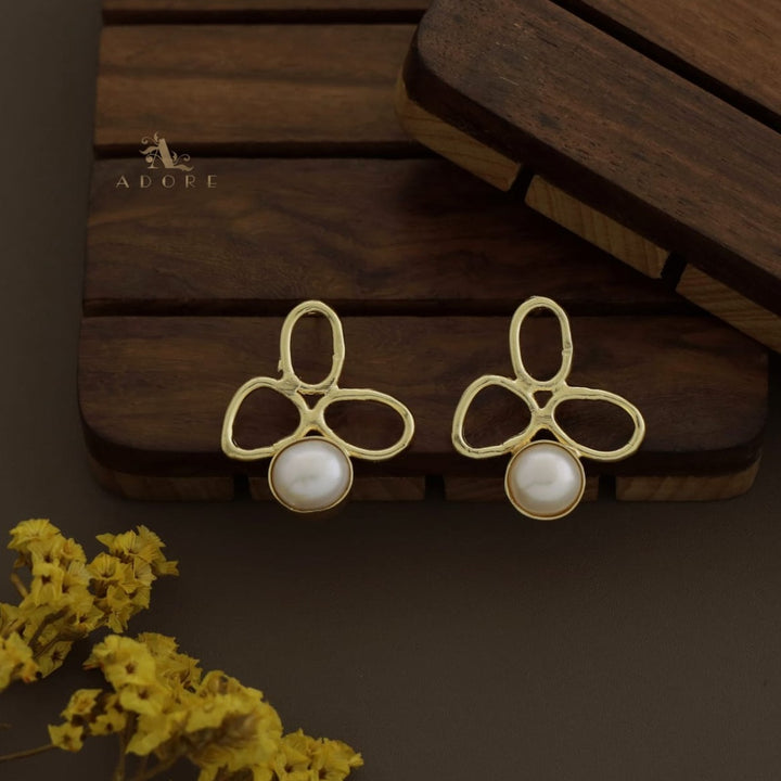 Tri Golden Sabera Pearl Earring