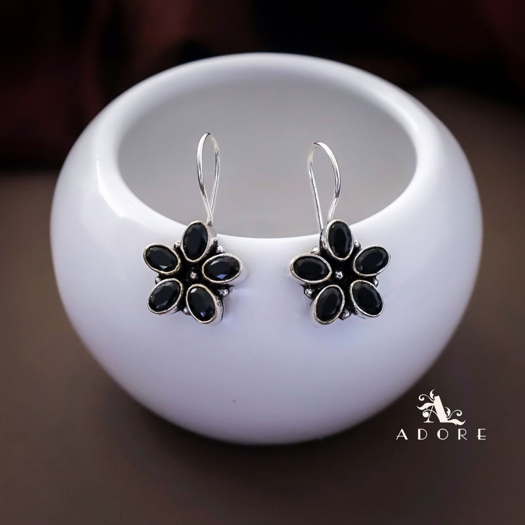 Pillan Flower Drop Earring