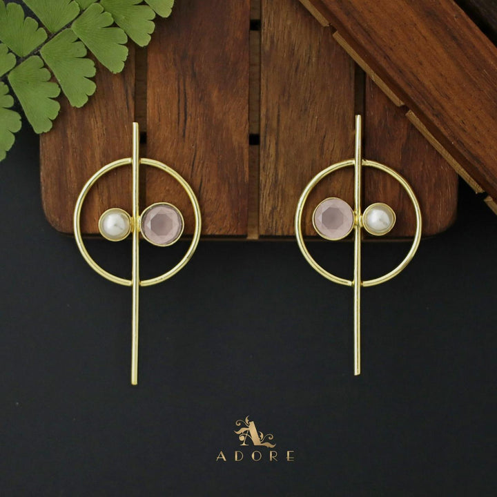 Valeria Golden Circle And Stem Earring