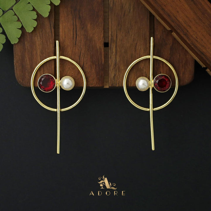 Valeria Golden Circle And Stem Earring