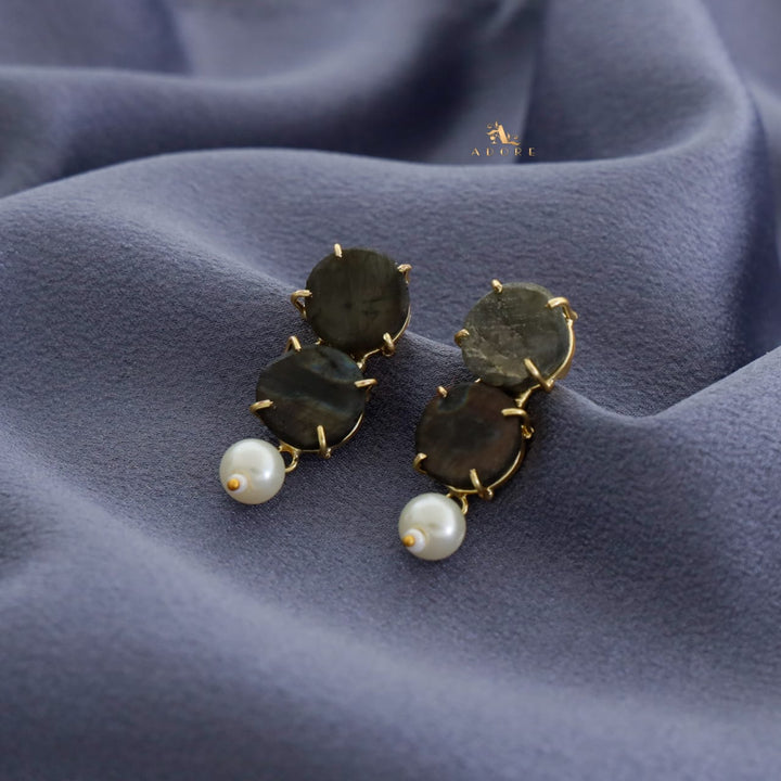 Halle Dual Raw Stone Claw Pearl Earring